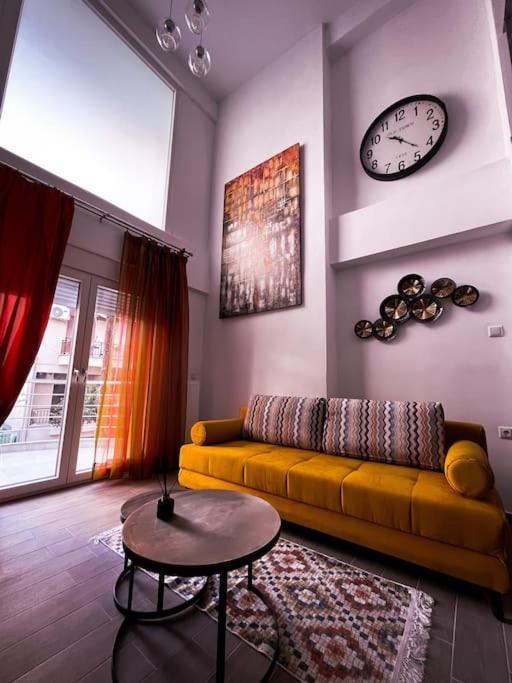 Apartamento Escala Luxury Loft 2 In The Center &Free Parking Volos Exterior foto