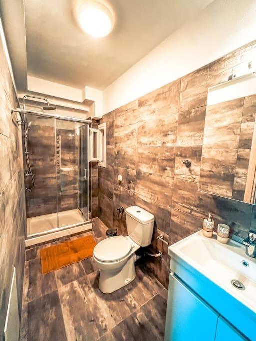 Apartamento Escala Luxury Loft 2 In The Center &Free Parking Volos Exterior foto